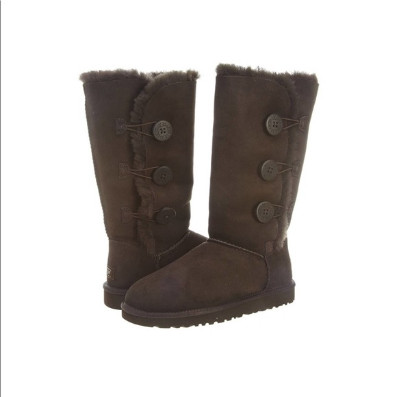 ugg bailey button triplet chocolate